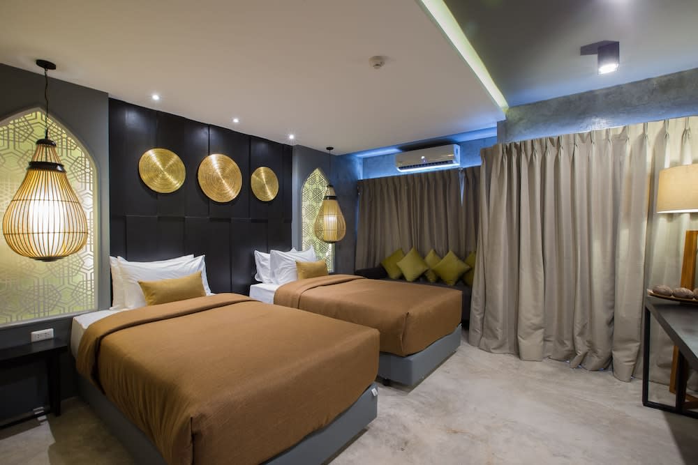 Patong Signature Boutique Hotel 4