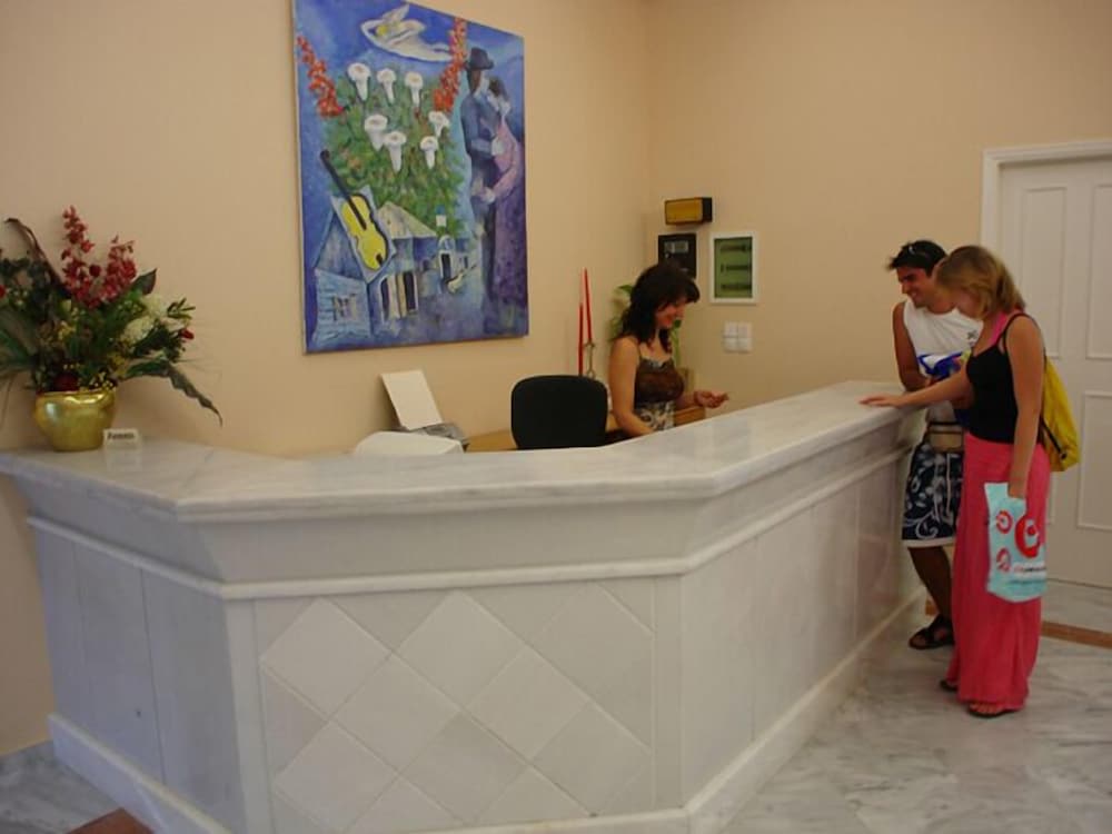 Andromeda Hotel Apartments 2