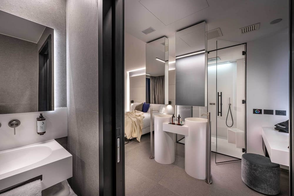 J44 Lifestyle Hotel 4