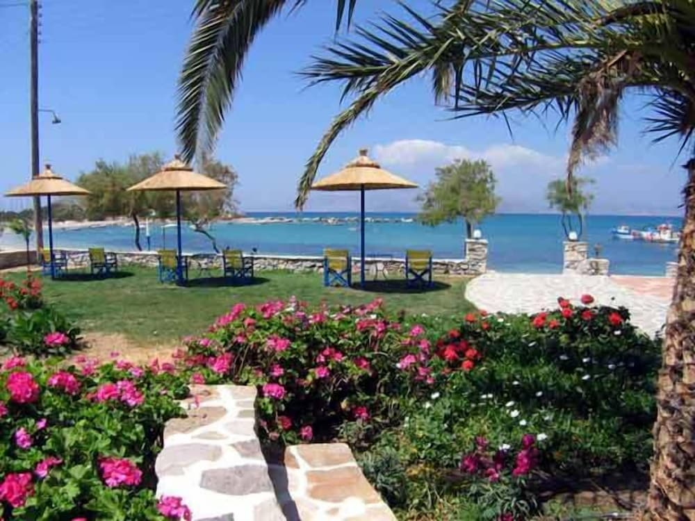 Agia Anna Hotel 1