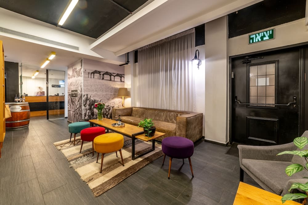 Dizengoff Avenue Boutique Hotel - by Echo Hotels 1