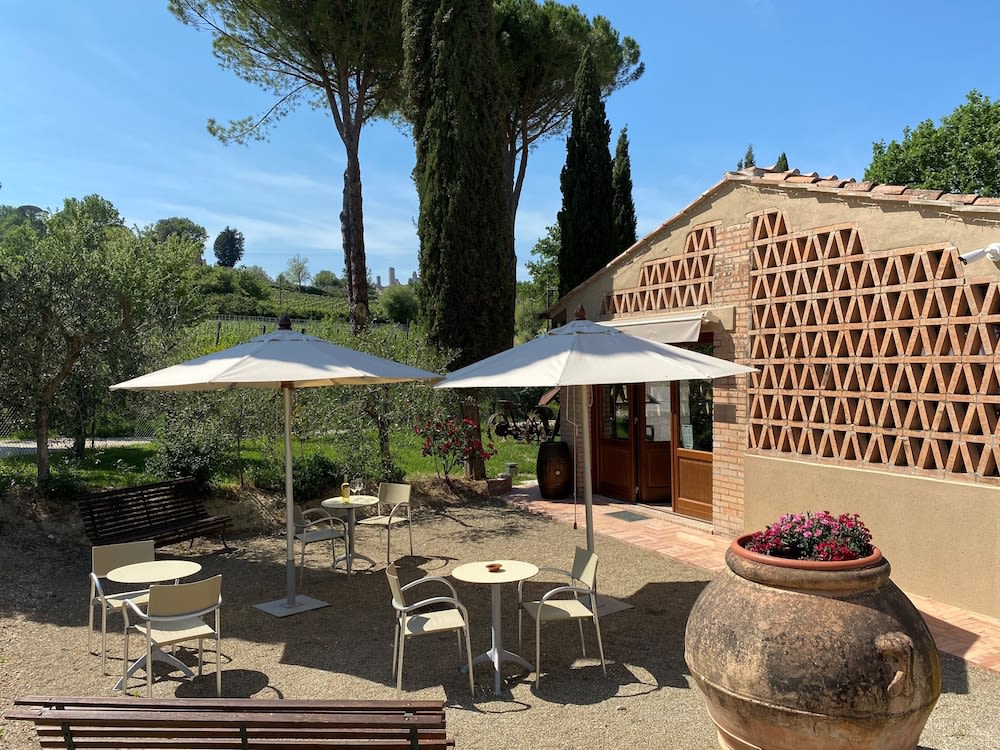 Tenuta Sovestro - Agriturismo e winery 2