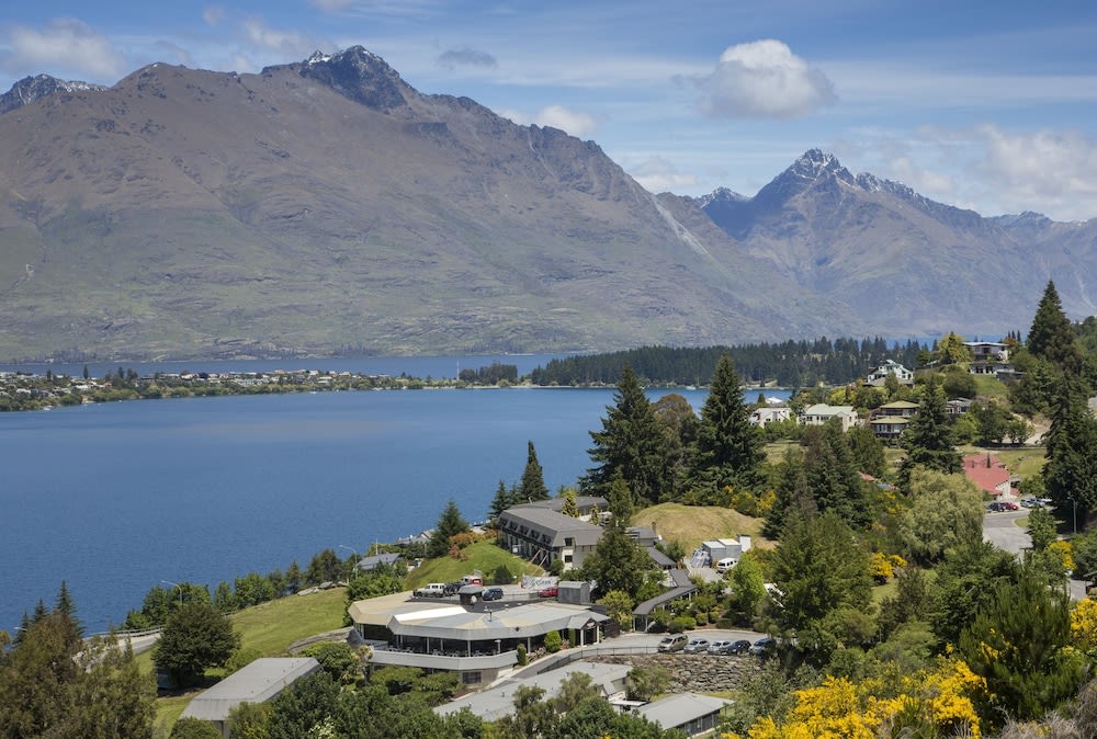 Holiday Inn QUEENSTOWN FRANKTON ROAD by IHG 1