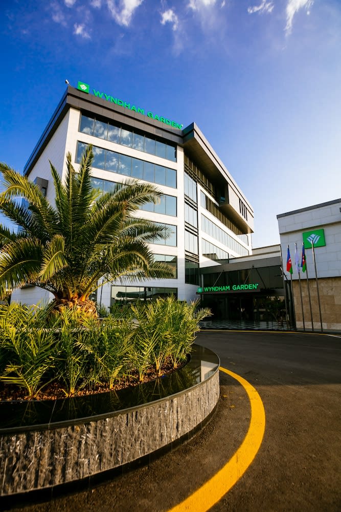 Wyndham Garden Baku 1