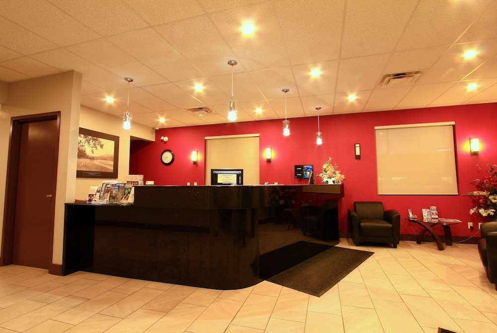 Super 8 by Wyndham Kelowna BC 5