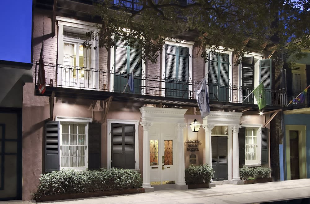 Lamothe House Hotel a French Quarter Guest Houses Property 1
