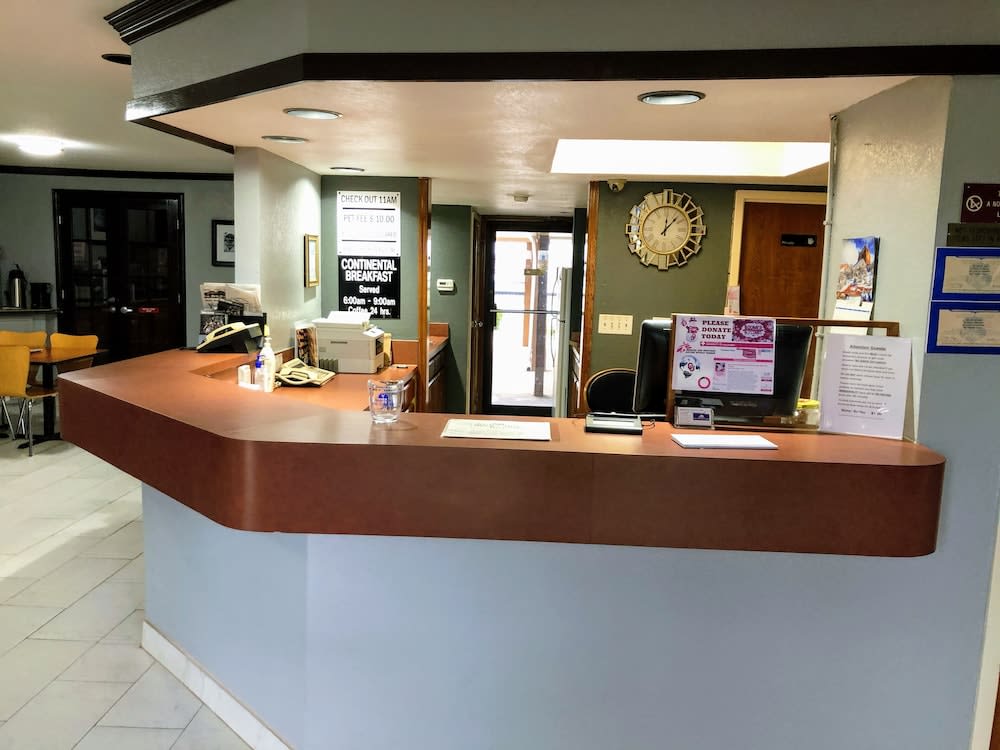 Americas Best Value Inn Yukon 2