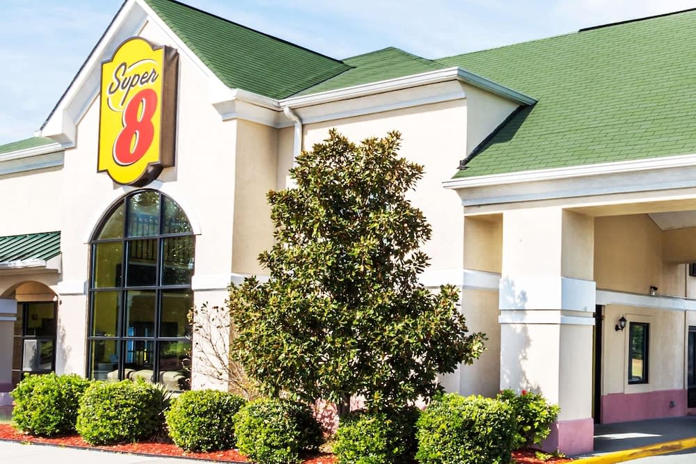 Super 8 by Wyndham Hull Street Midlothian Richmond Area 1