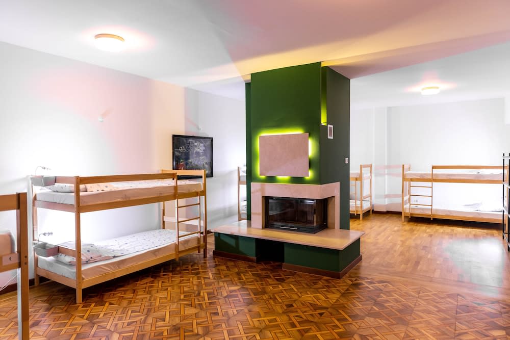 Alias Hostel 2