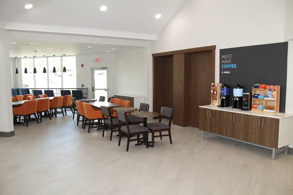 Holiday Inn Express ROCKY MOUNT – SPORTS CENTER by IHG 2