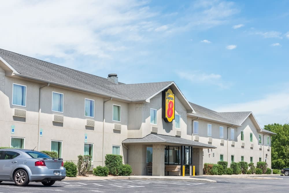 Super 8 by Wyndham Hagerstown/Halfway Area 1