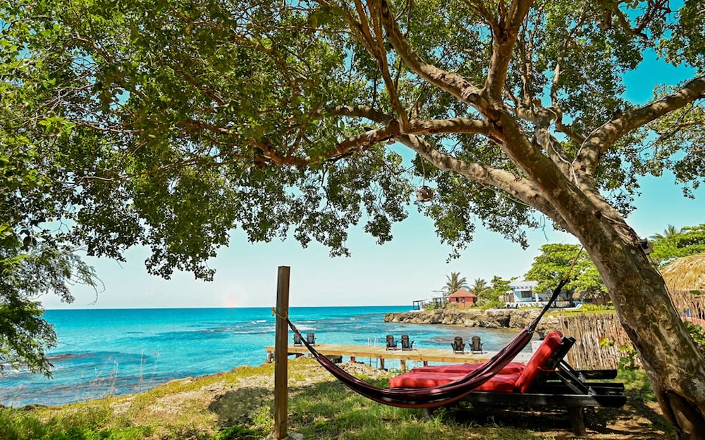 The Nook, Design Led 2BR Villa, Walk to Beach, Jakes, Restaurants and More 1