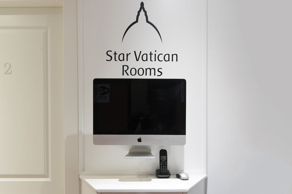 Star Vatican Rooms 2