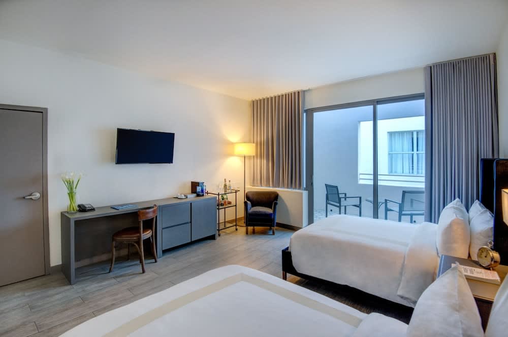 Clinton Hotel South Beach 5