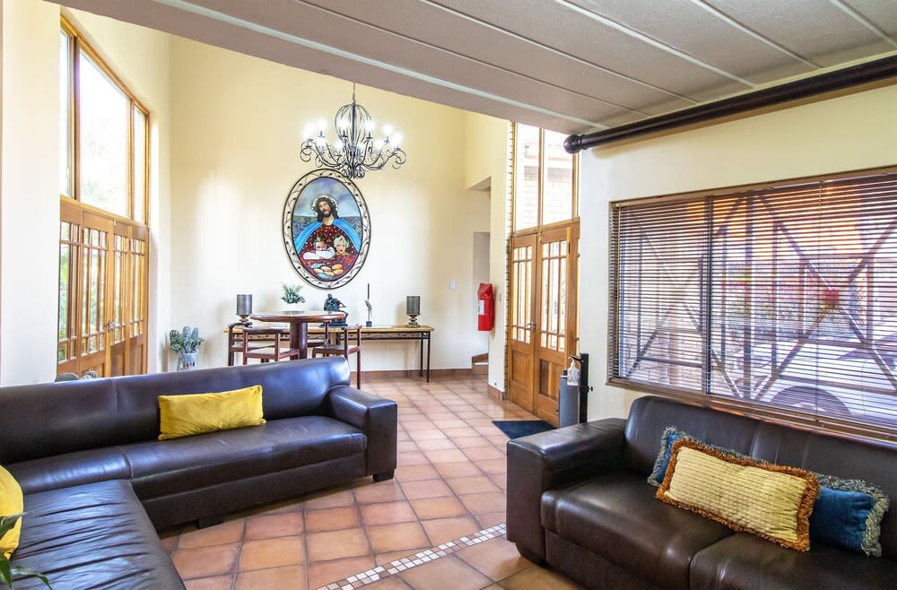 Sunward Park Guest House & Conference Centre 2
