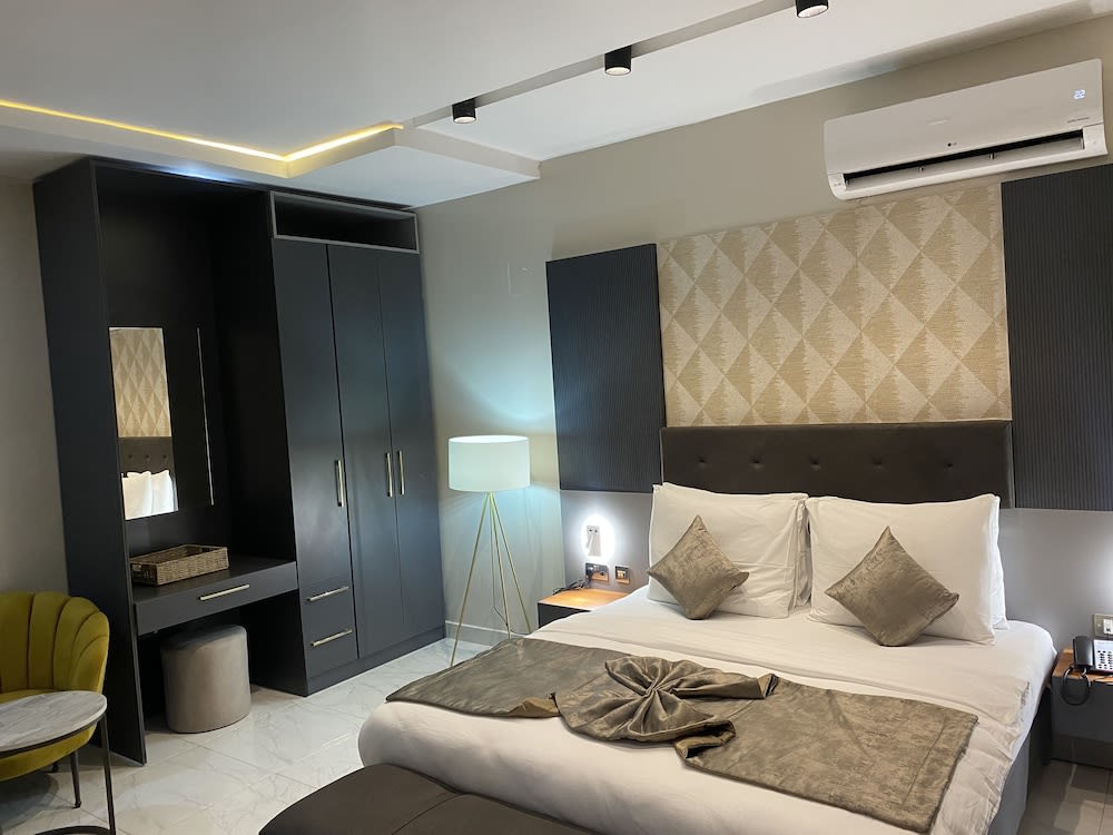 Wali's Suites 2