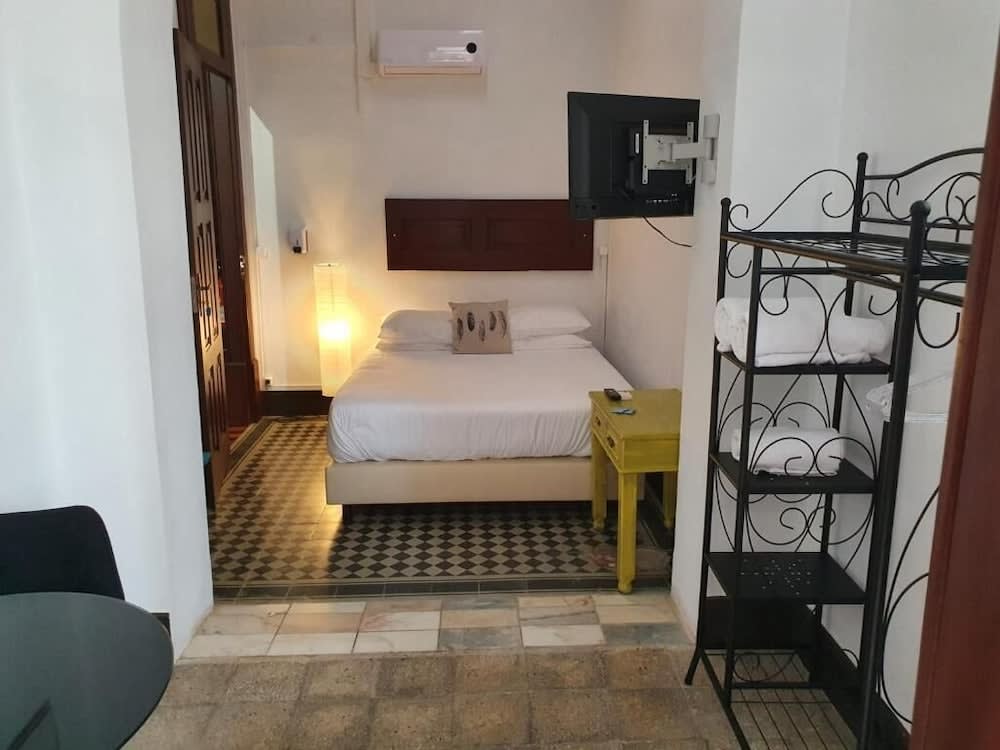 Urban Suites 2