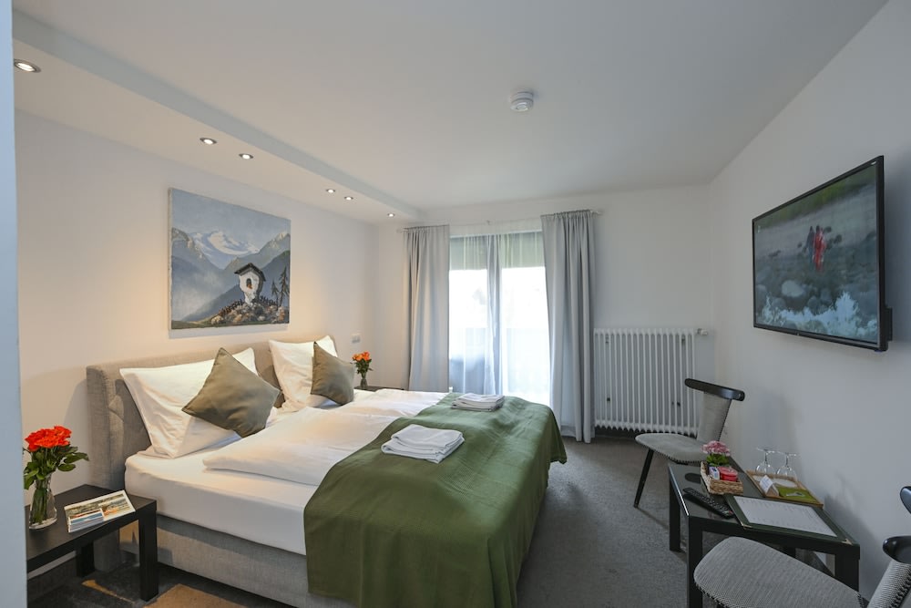 Hardi's Hotel 2