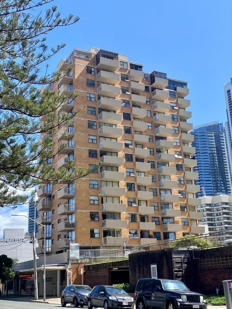 Paradise Towers Surfers Paradise 1