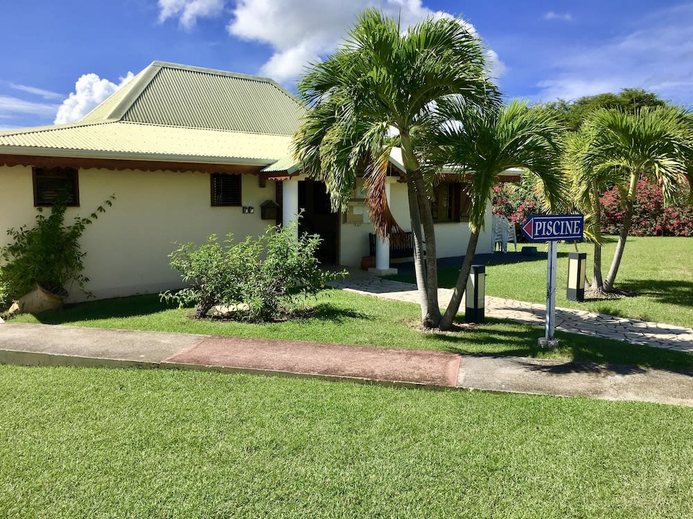 Résidence Le Vallon Guadeloupe Parc Piscine Appartements & Studios & Services hôteliers à la carte 4