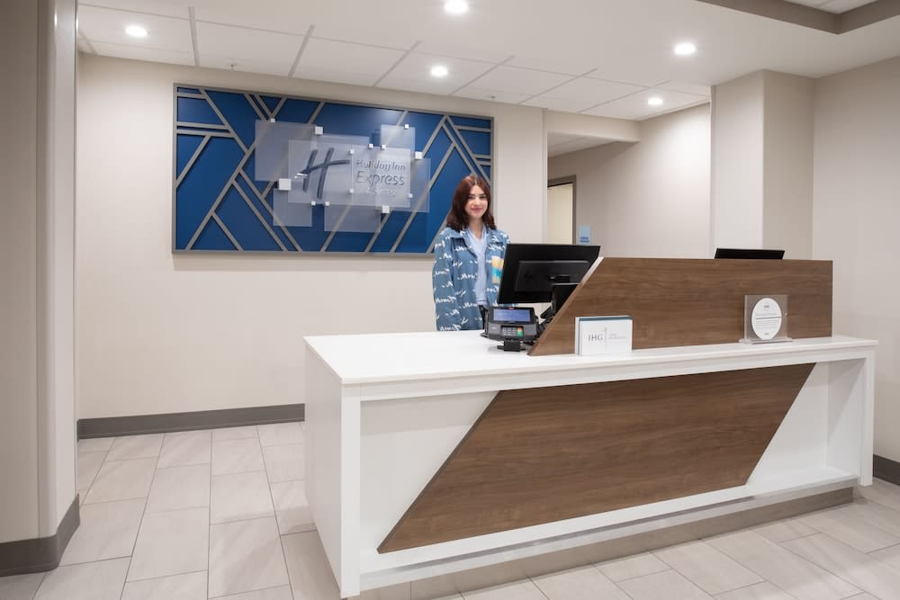 Holiday Inn Express & Suites GRAND JUNCTION by IHG 2