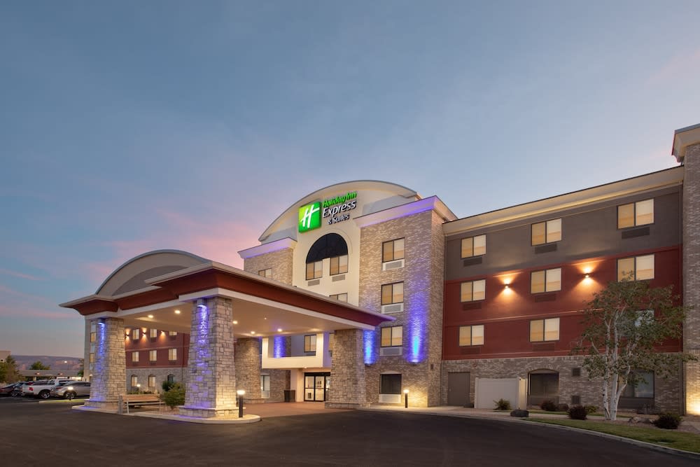 Holiday Inn Express & Suites GRAND JUNCTION by IHG 1