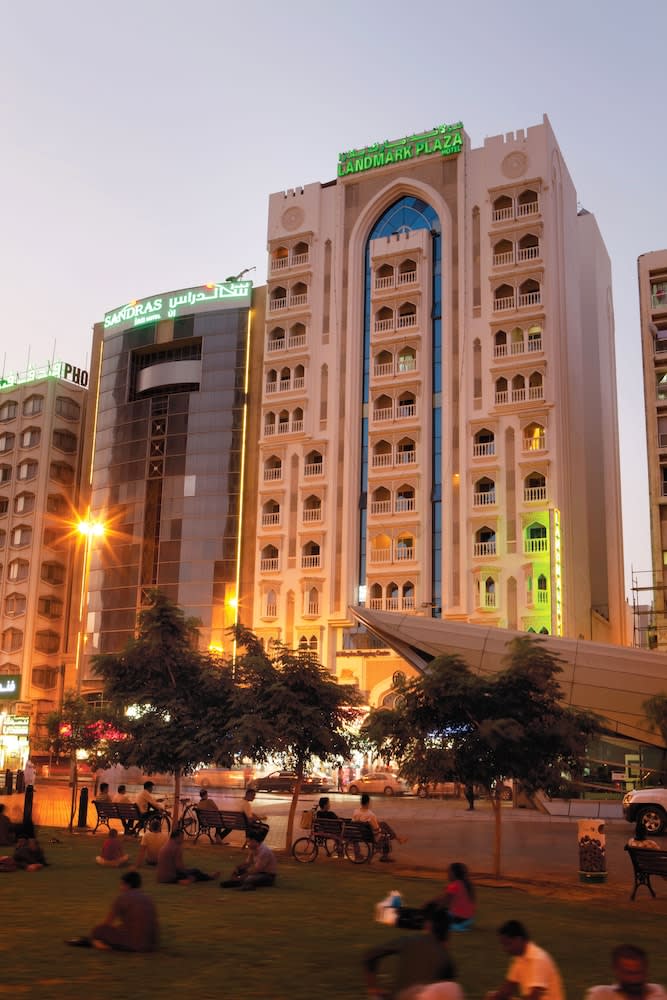 Landmark Plaza Hotel 1