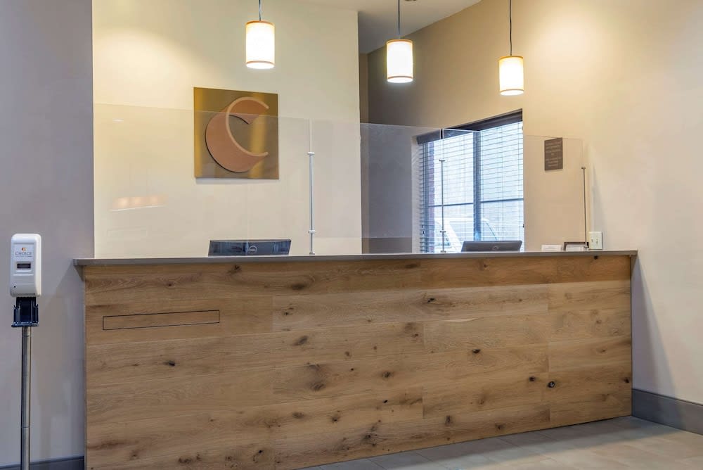 Comfort Inn & Suites Cartersville - Emerson Lake Point 2