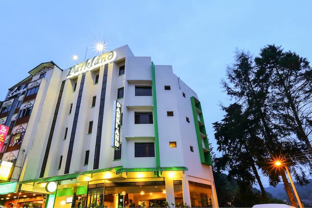Parkland Hotel 1