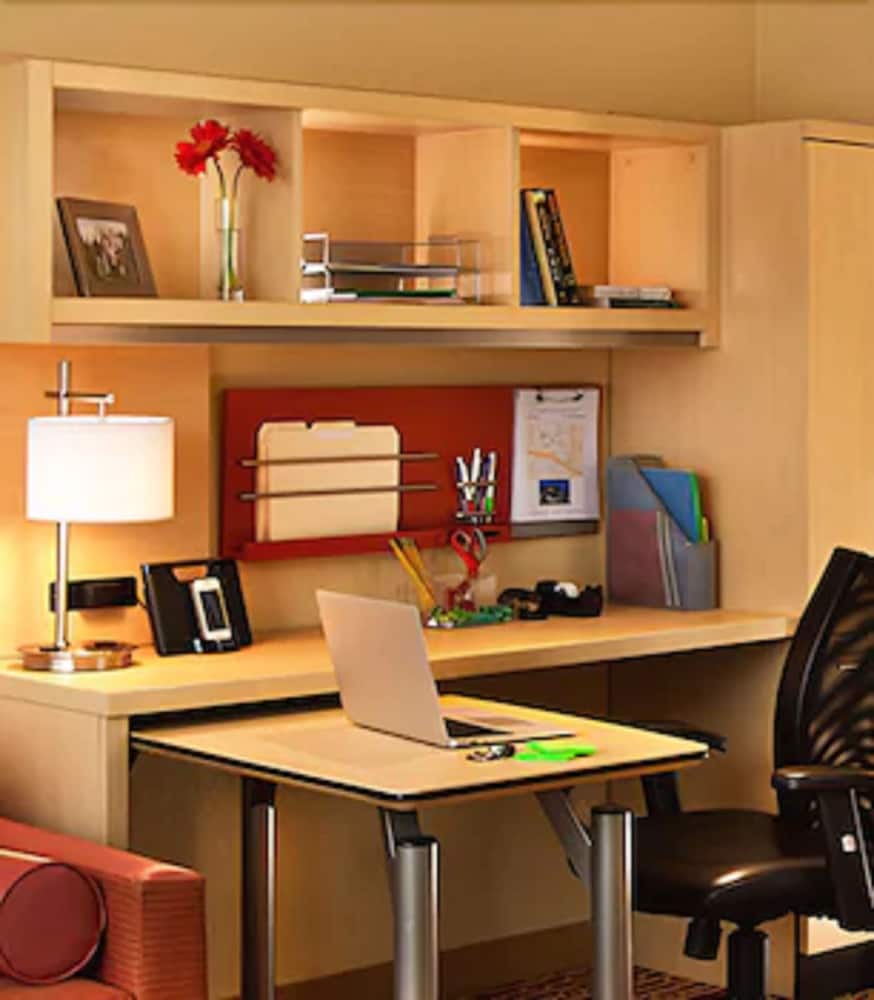 TownePlace Suites by Marriott Laredo 5