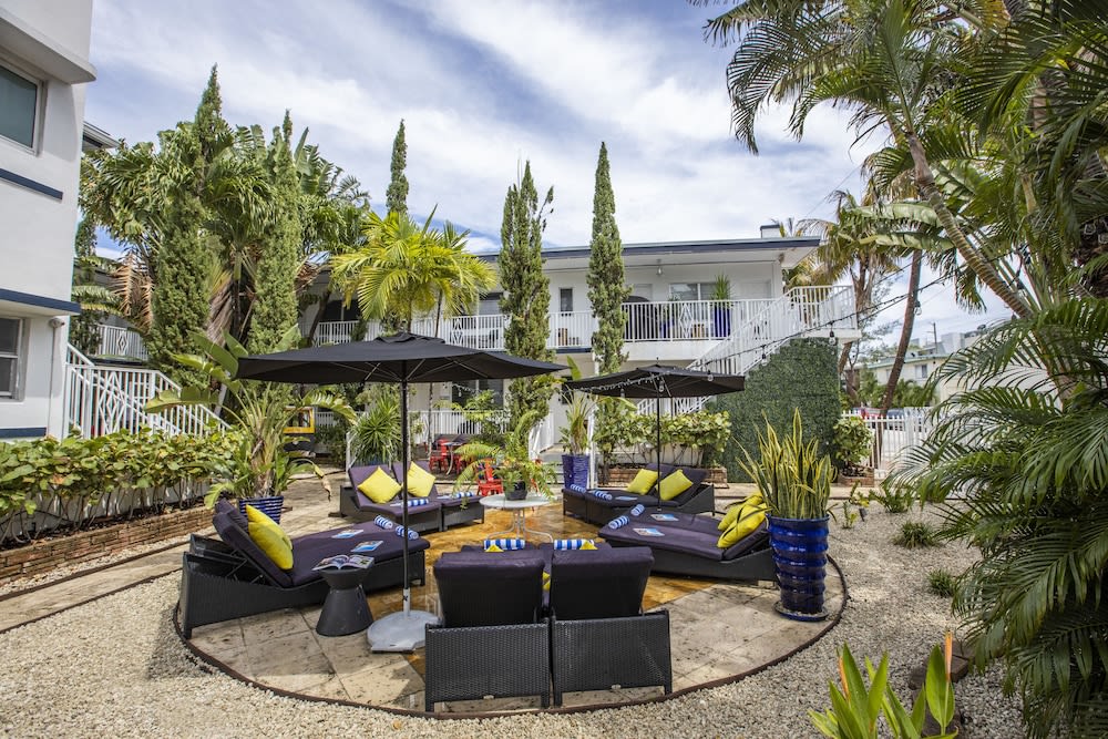 Beachside All Suites Hotel 1