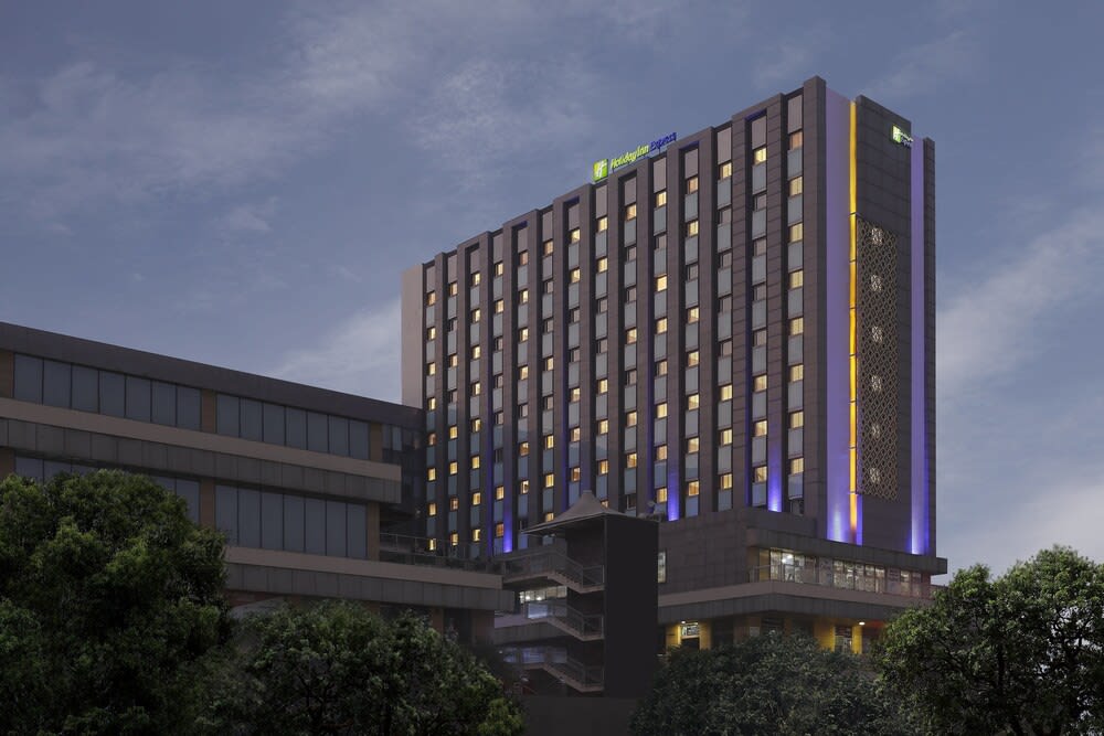 Holiday Inn Express GURUGRAM SECTOR 50 by IHG 1