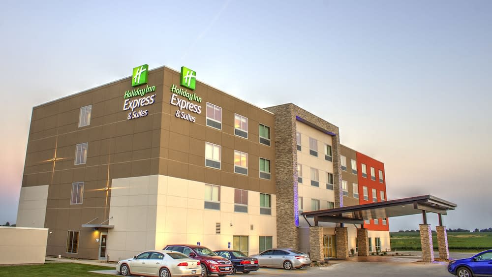 Holiday Inn Express & Suites SPENCER by IHG 1