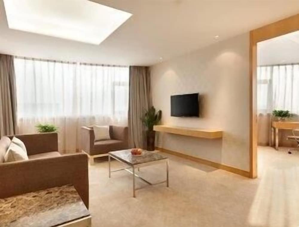 Ramada Plaza by Wyndham Chuzhou 5