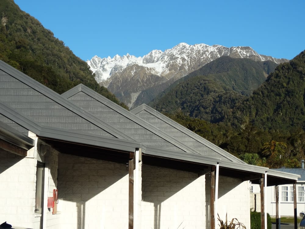 Alpine Glacier Motel 2