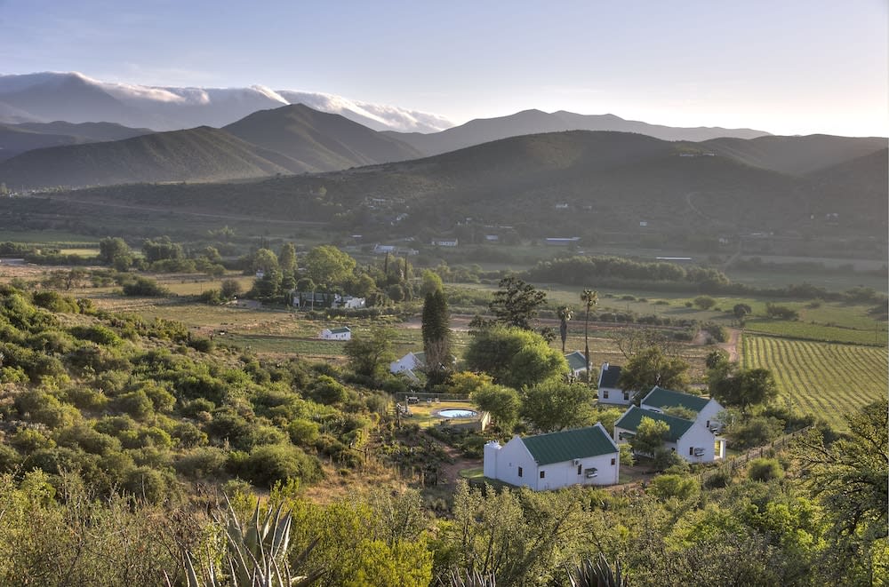 Berluda Farmhouse and Cottages 1