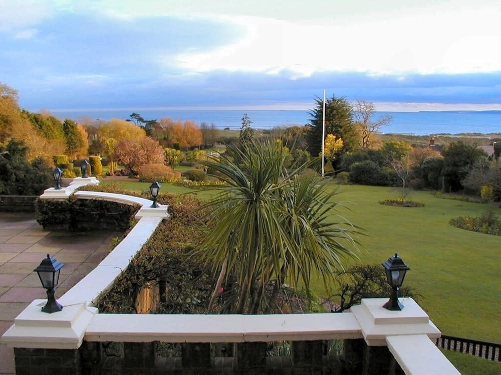 The Devoncourt Resort 1
