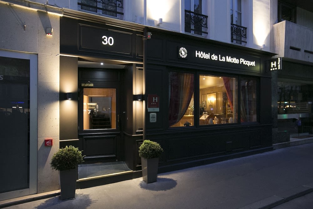 Hôtel de la Motte Picquet 1