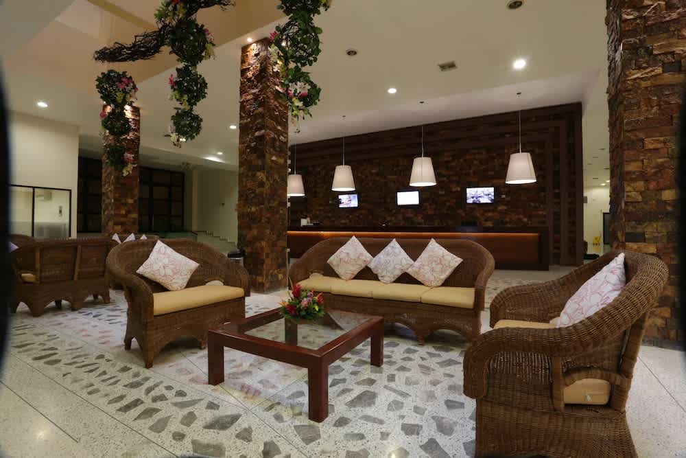 Tabasco Inn 2