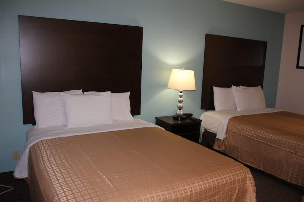 Sterling Inn Niagara Falls near IAG Airport 1