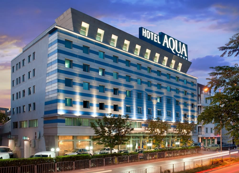 Aqua Hotel 1