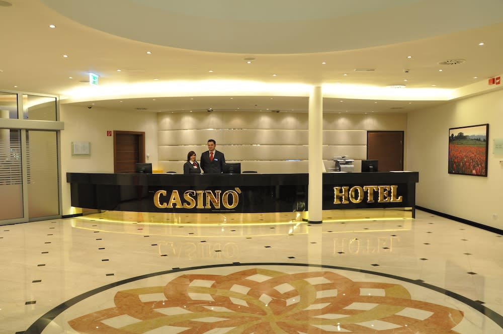 Casino & Hotel ADMIRAL Kozina 2