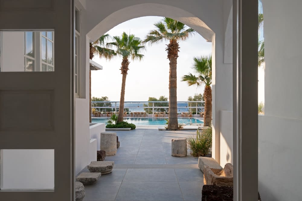 Kamari Beach Hotel 2