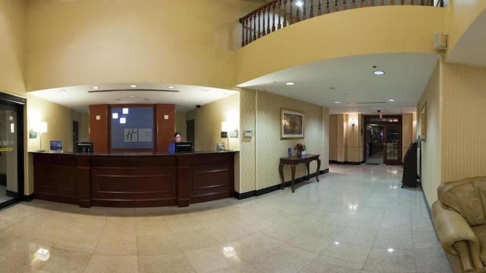Holiday Inn Express & Suites NORTH EAST by IHG 2