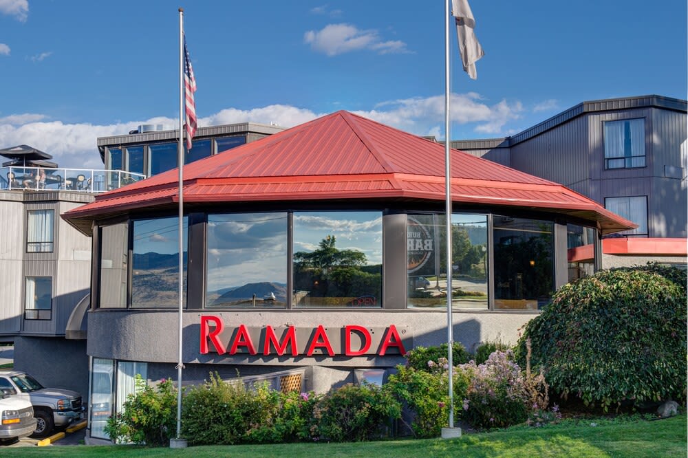 Ramada by Wyndham Kamloops 1