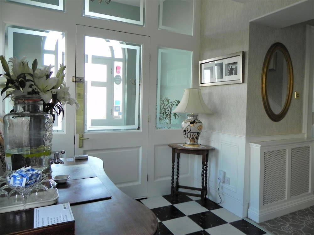 Shelleven Guest House 2