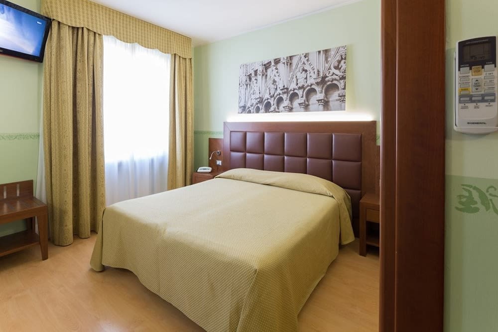 Hotel Terminus & Plaza 5