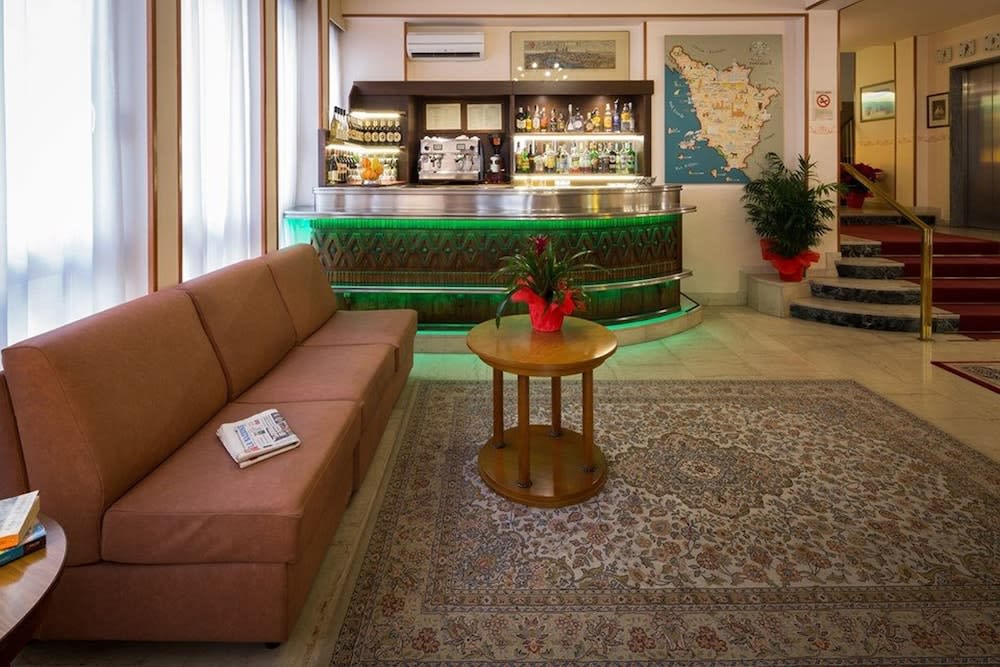 Hotel Terminus & Plaza 3