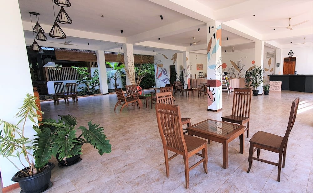 Blue Turtle Hotel 2