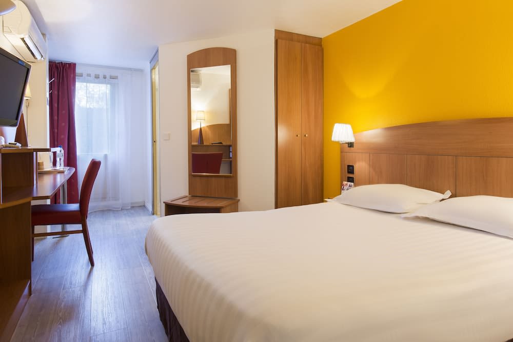 Comfort Hotel Grenoble Meylan 1